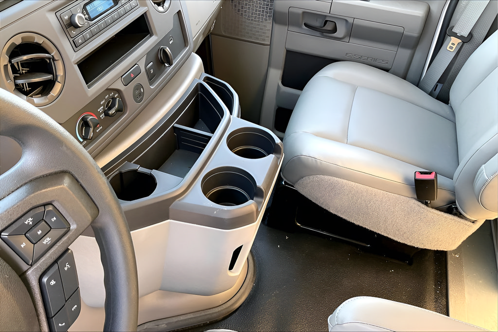 New 2024 Ford E-450 and Econoline 450 Super Duty w/ Power Windows & Locks Group RWD image 7