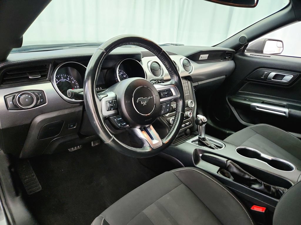 Used 2019 Ford Mustang GT RWD image 10