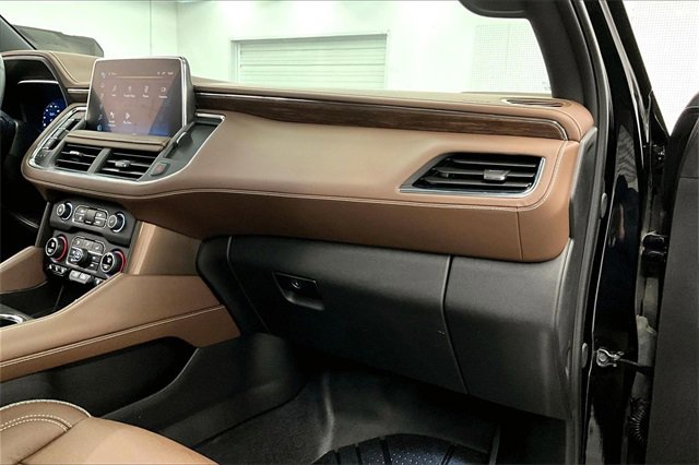 Used 2024 Chevrolet Tahoe High Country image 16