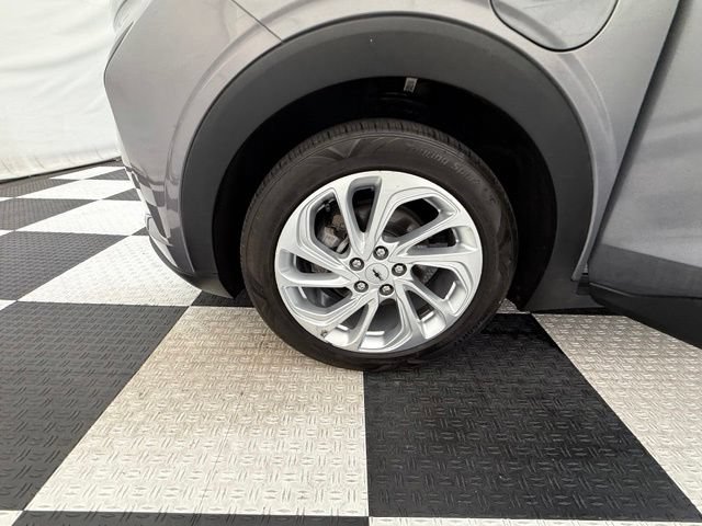 Used 2023 Chevrolet Bolt EUV LT FWD image 9