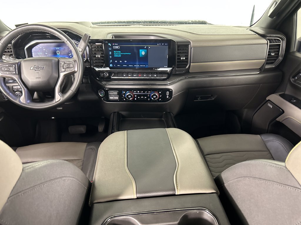 Used 2024 Chevrolet Silverado 2500 ZR2 w/ Technology Package AWD/4WD image 20