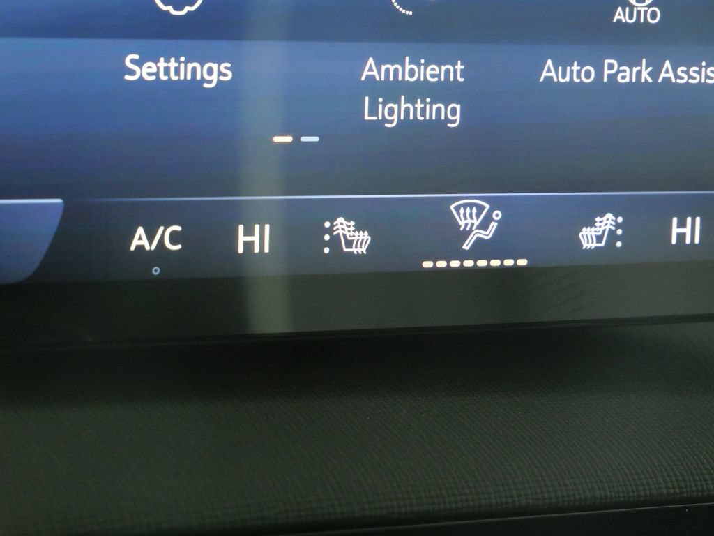 New 2026 Buick Enclave Sport Touring w/ Super Cruise Package AWD/4WD image 32