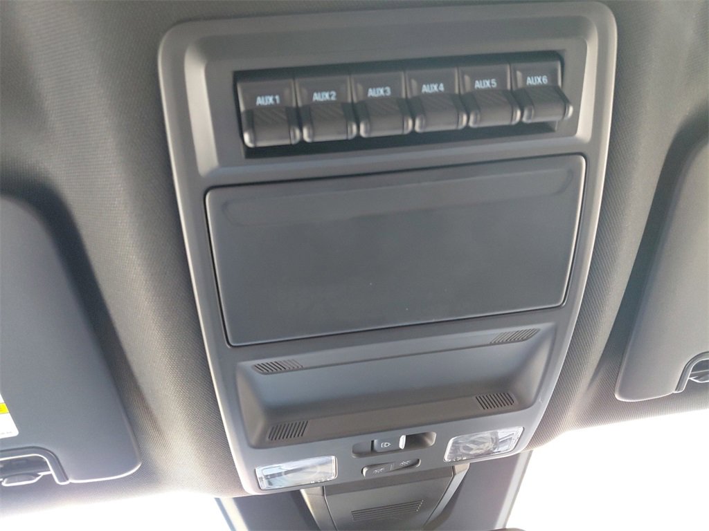 New 2025 Ford Ranger Raptor image 31