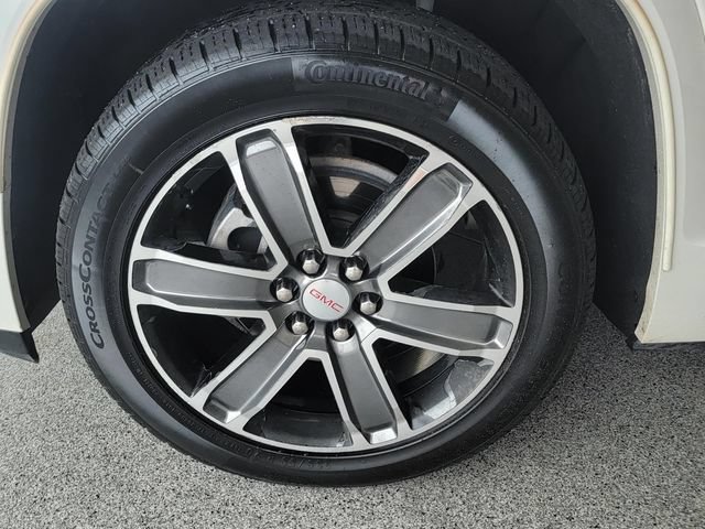 Used 2018 GMC Acadia Denali w/ Technology Package AWD/4WD image 6