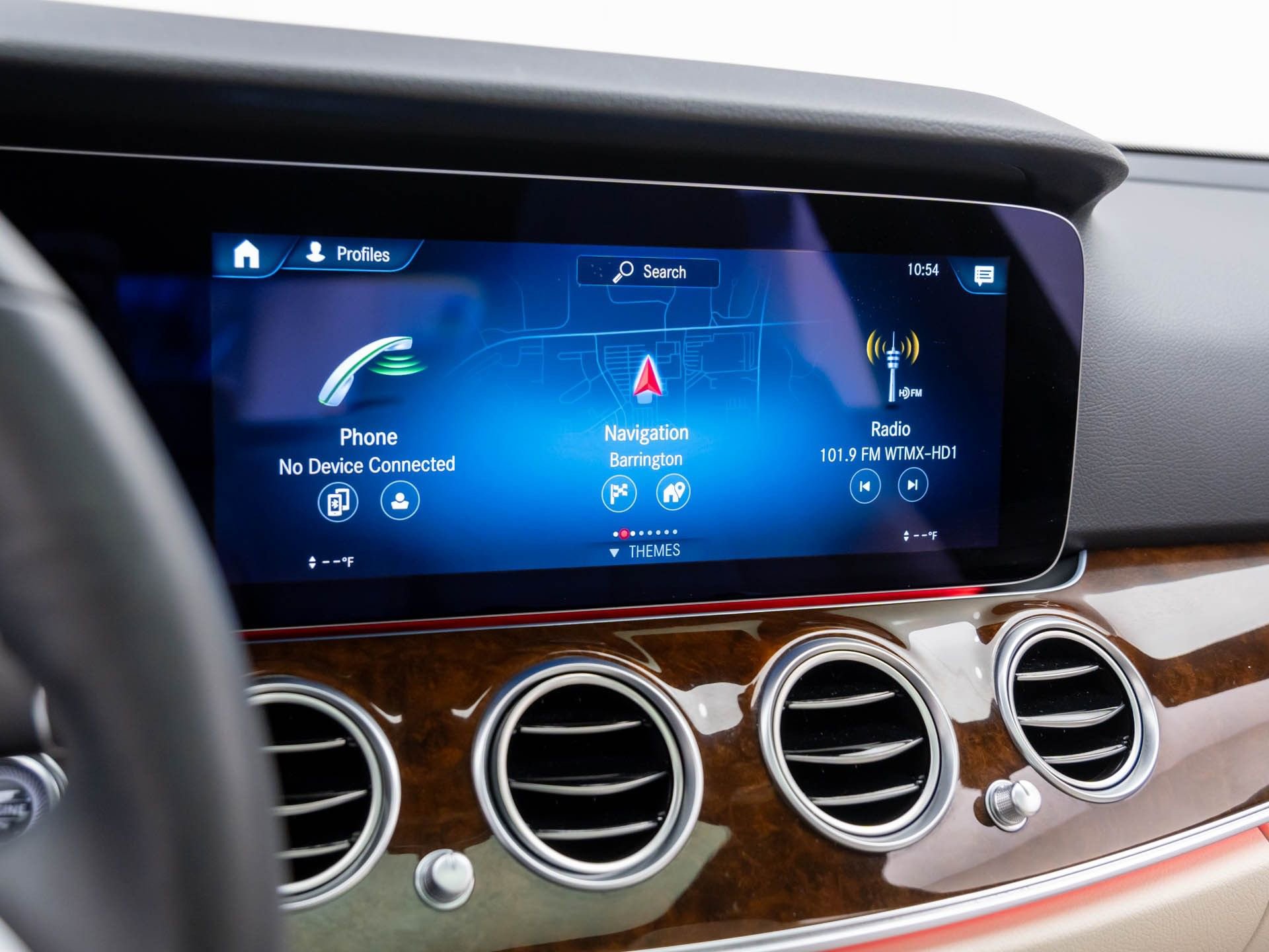 Used 2023 Mercedes-Benz E 350 4MATIC Sedan image 24