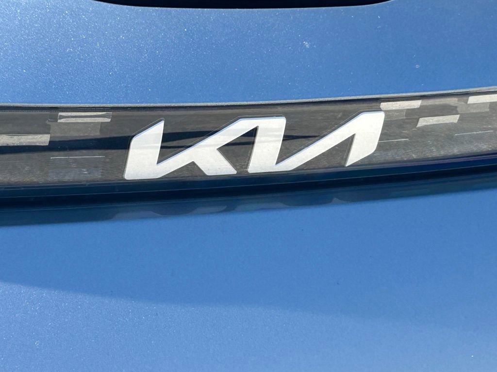 Used 2023 Kia Soul LX w/ Option Group 015 image 17