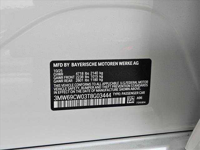 New 2026 BMW 330i Sedan w/ M Sport Package image 18