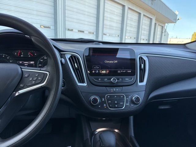 Used 2023 Chevrolet Malibu LT FWD image 20