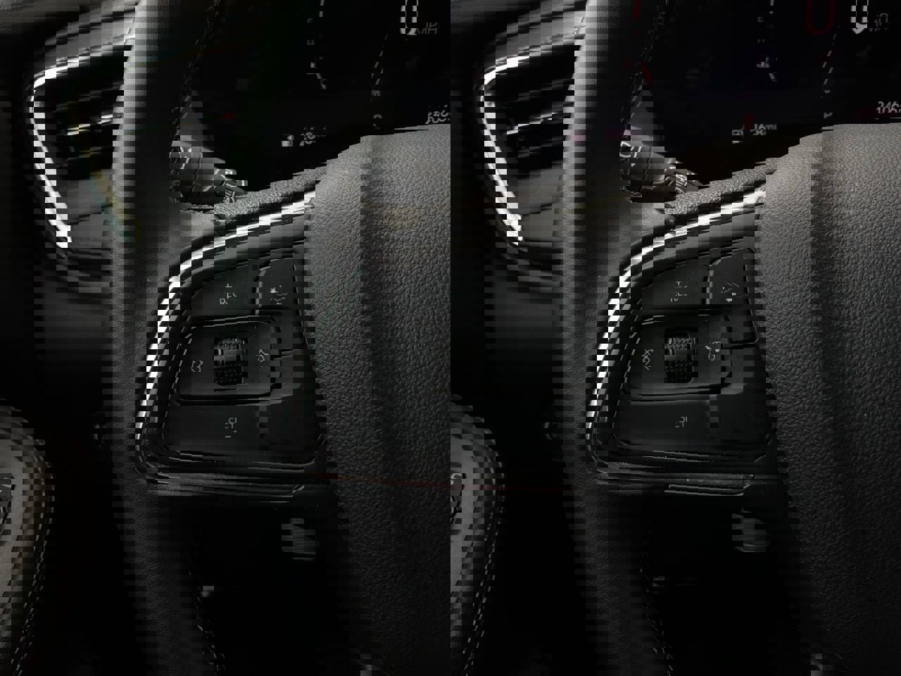 Used 2025 Buick Encore GX Preferred image 32