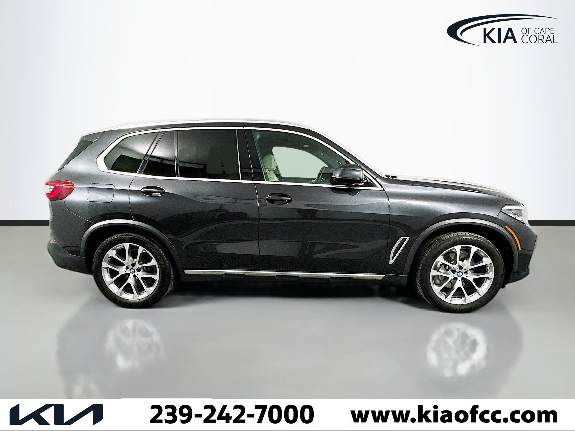 Used 2020 BMW X5 xDrive40i w/ Premium Package image 4