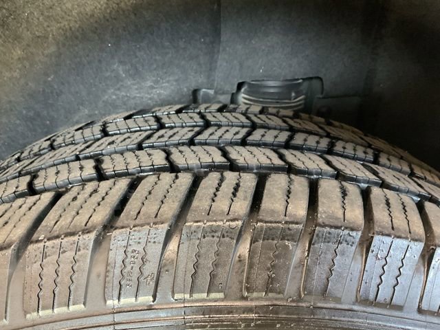 Used 2025 GMC Terrain Elevation image 8