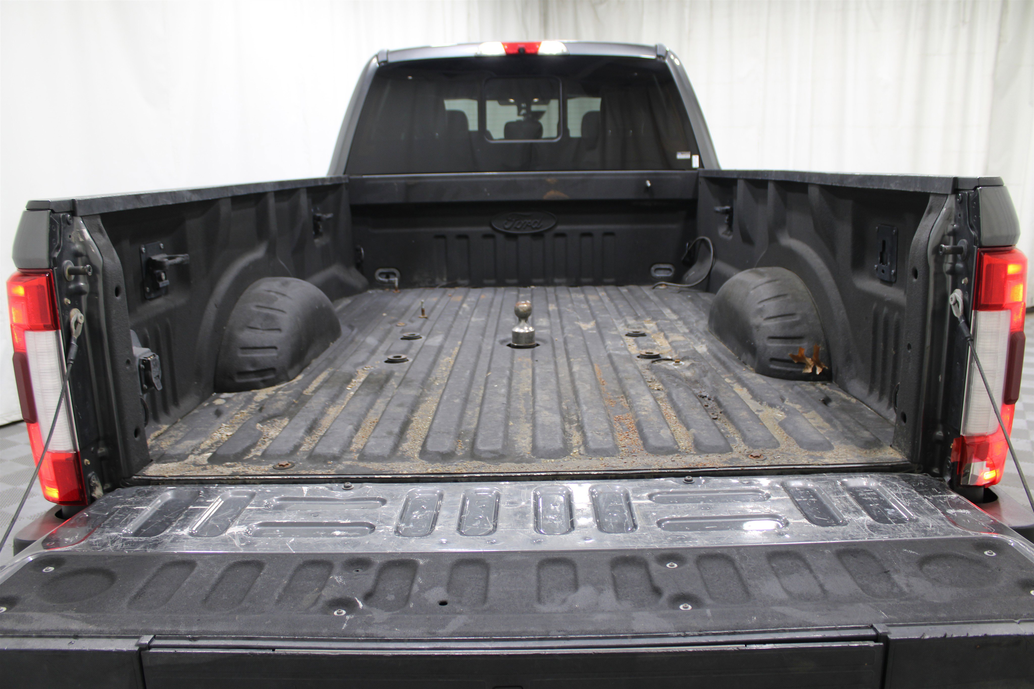 Used 2018 Ford F450 Platinum w/ Platinum Ultimate Package AWD/4WD image 22