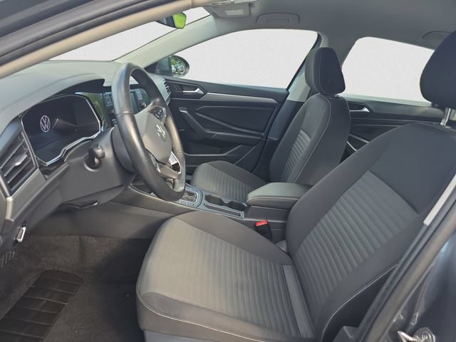 Used 2024 Volkswagen Jetta S FWD image 9