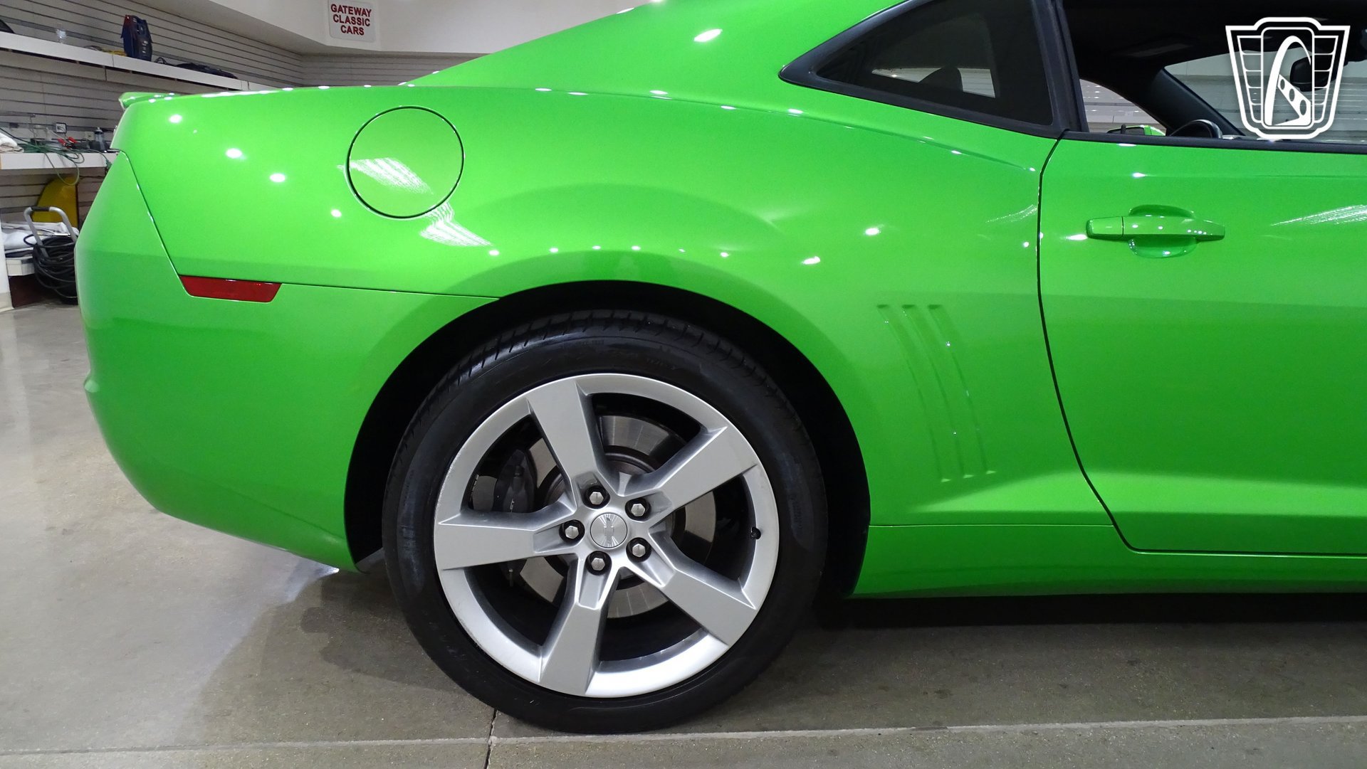 Used 2011 Chevrolet Camaro SS RWD image 32