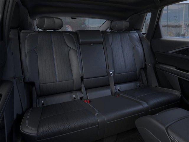 New 2025 Cadillac Lyriq Luxury image 17