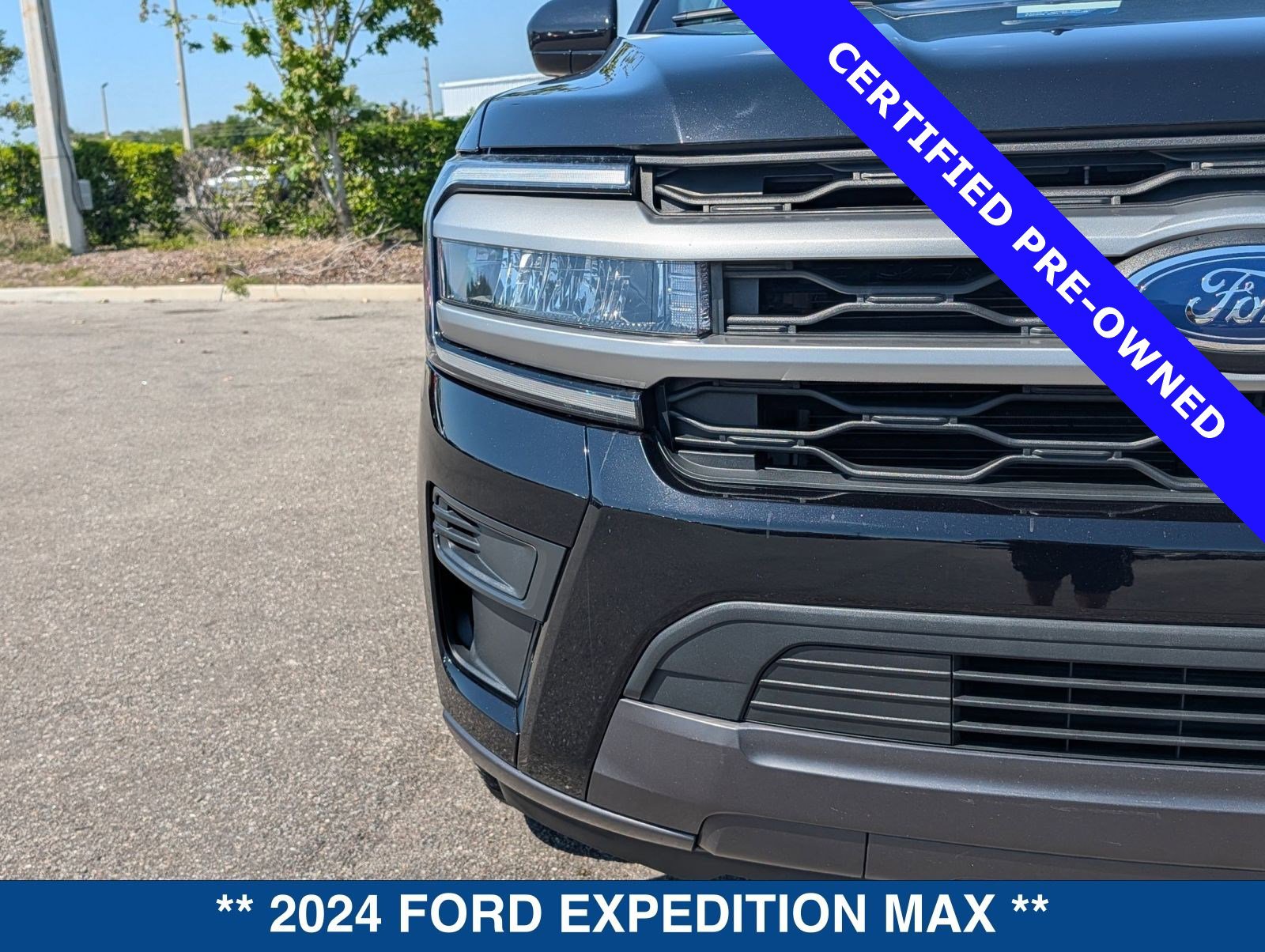 Certified 2024 Ford Expedition Max XLT image 9