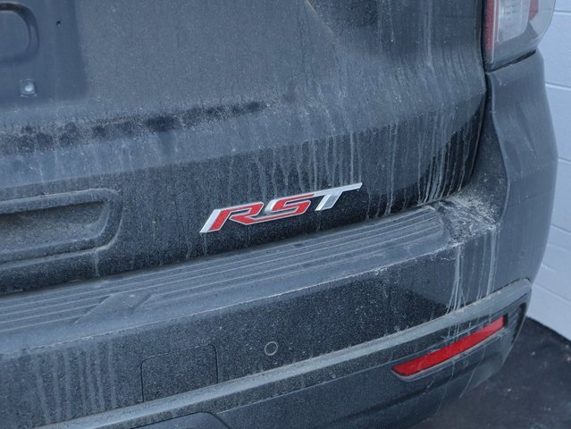 Used 2021 Chevrolet Suburban RST w/ Luxury Package image 6