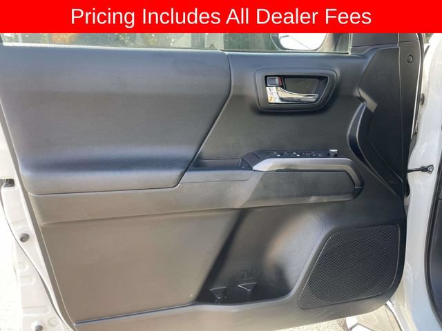 Used 2017 Toyota Tacoma TRD Sport w/ Tow Package (A/T) AWD/4WD image 20