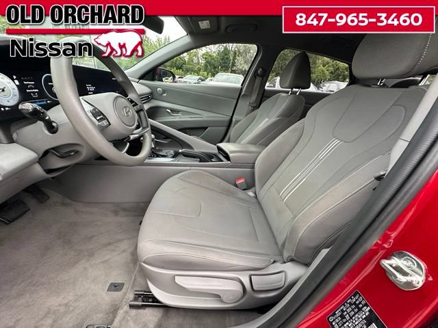 Used 2024 Hyundai Elantra SEL FWD image 9