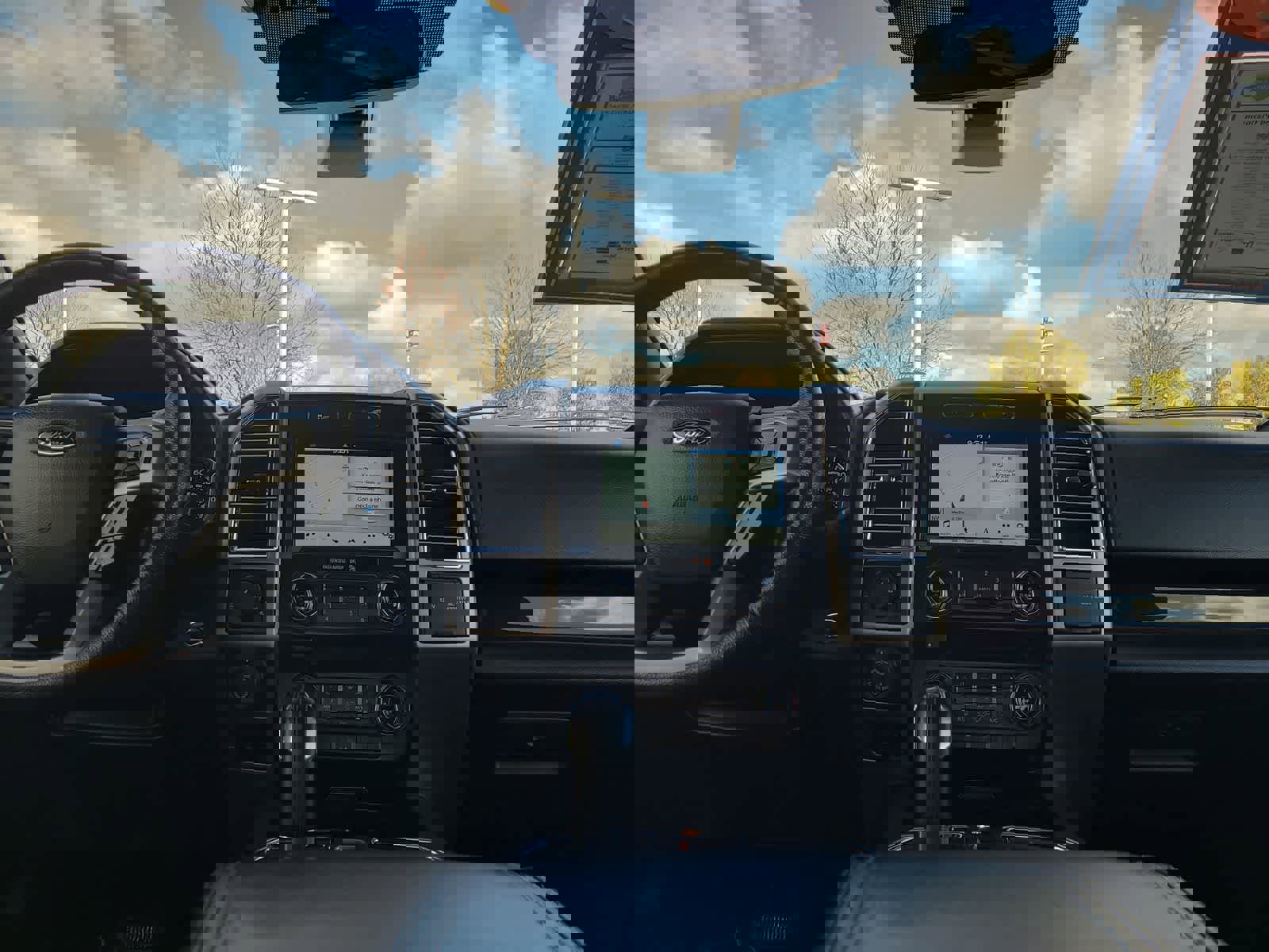 Used 2016 Ford F150 Platinum w/ Equipment Group 701A Luxury image 18