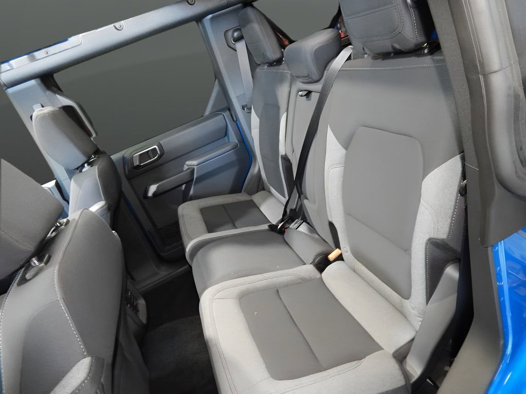 Used 2025 Ford Bronco Big Bend image 23