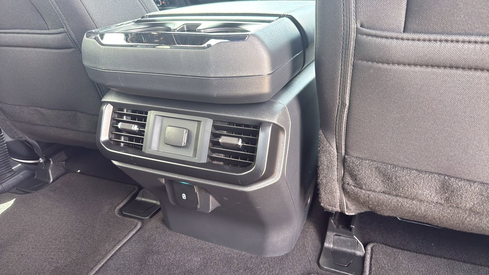 Certified 2025 Ford F150 STX image 27