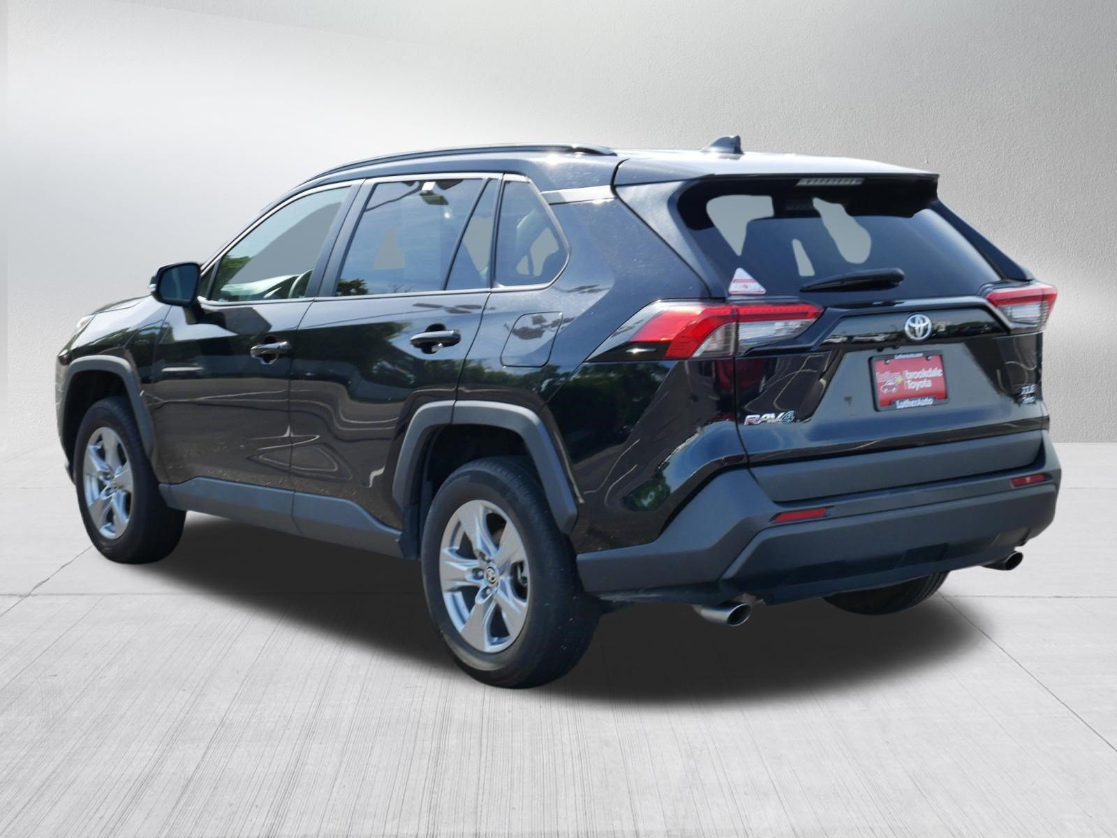 Certified 2024 Toyota RAV4 XLE w/ Weather Package AWD/4WD image 5