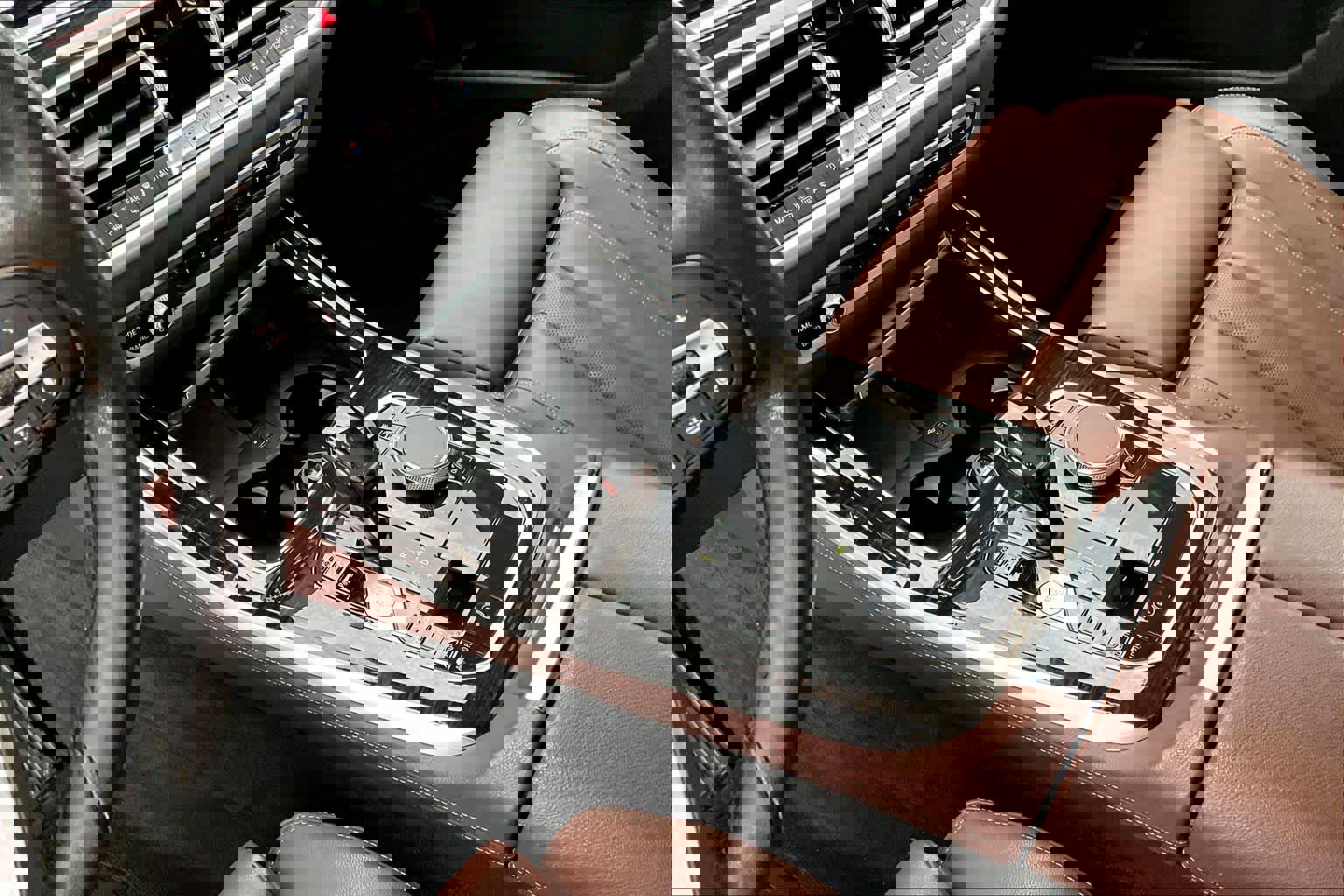 Used 2021 BMW X5 sDrive40i w/ Premium Package image 17