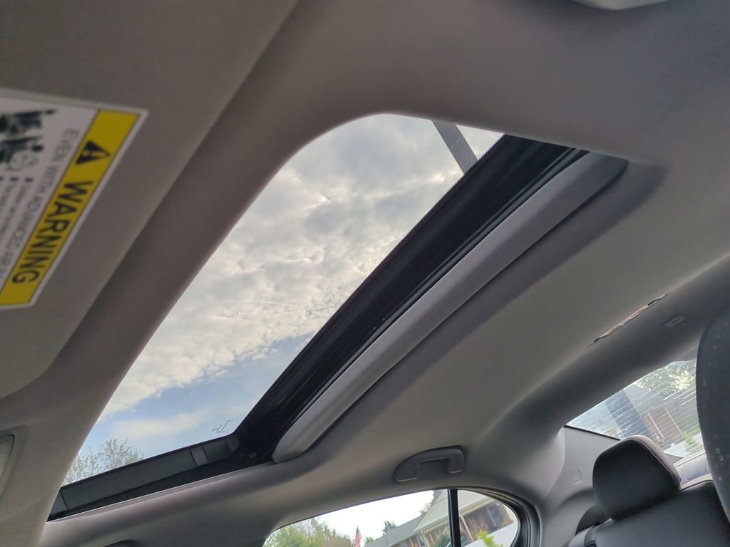 Used 2020 Acura TLX image 19