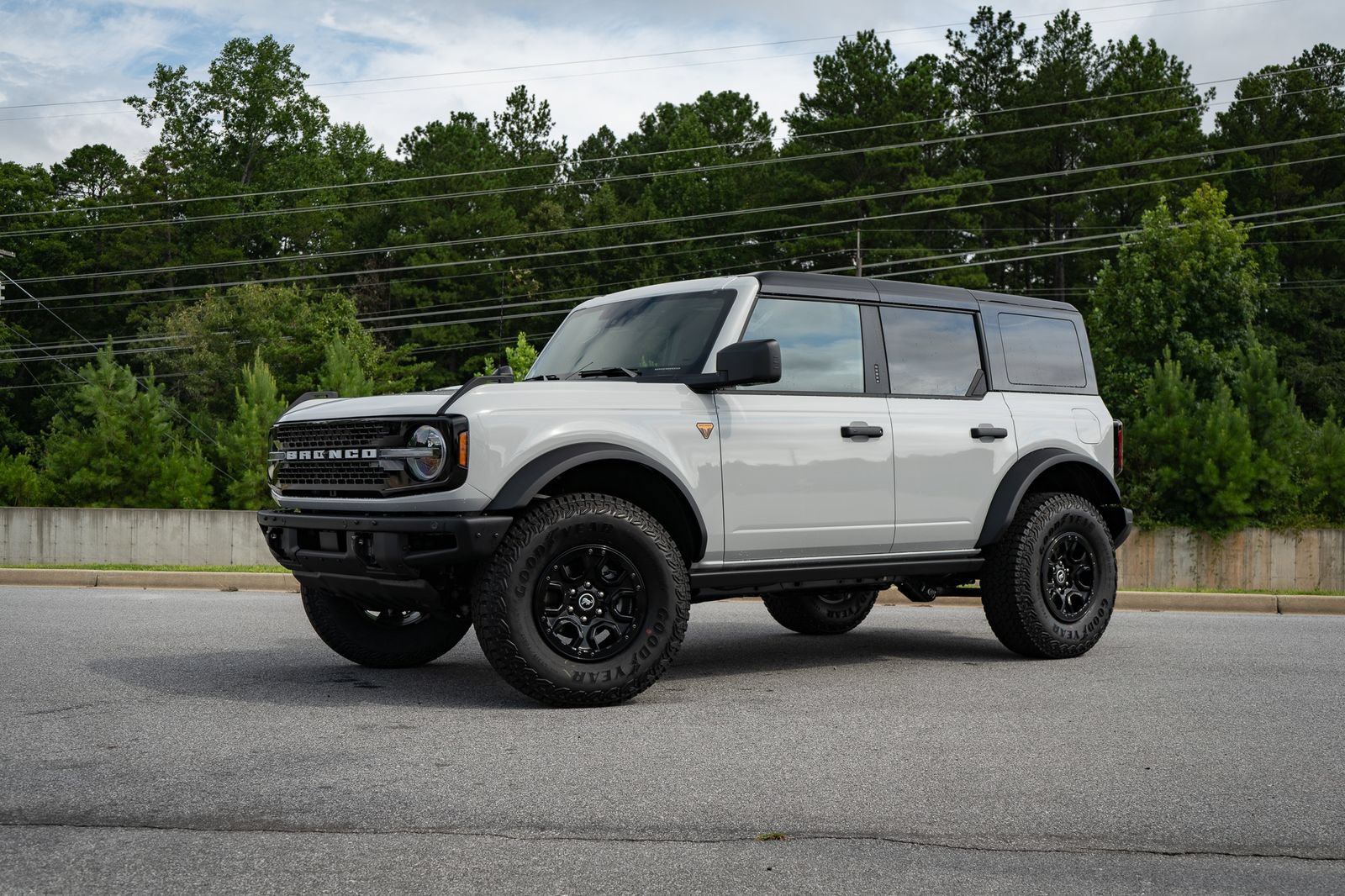 New 2026 Ford Bronco Badlands AWD/4WD image 4