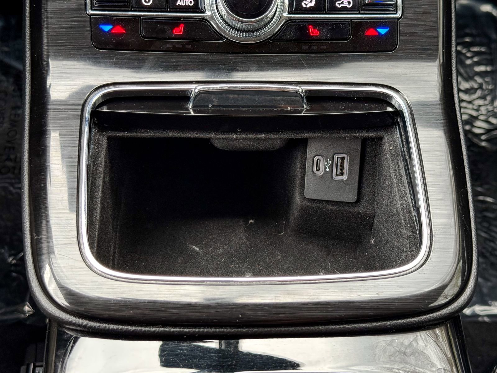 Used 2023 Lincoln Nautilus AWD w/ Premium Package image 26