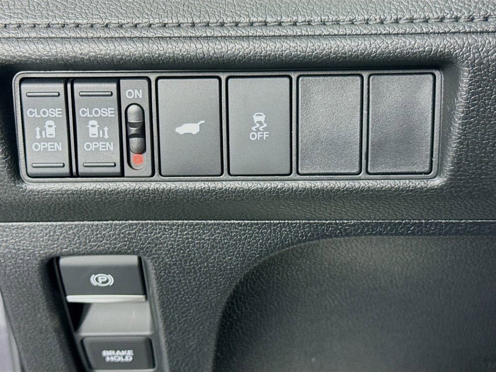 Used 2026 Honda Odyssey EX-L image 17