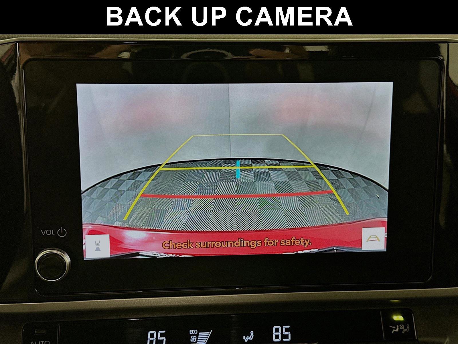 Certified 2025 Toyota Camry SE image 6