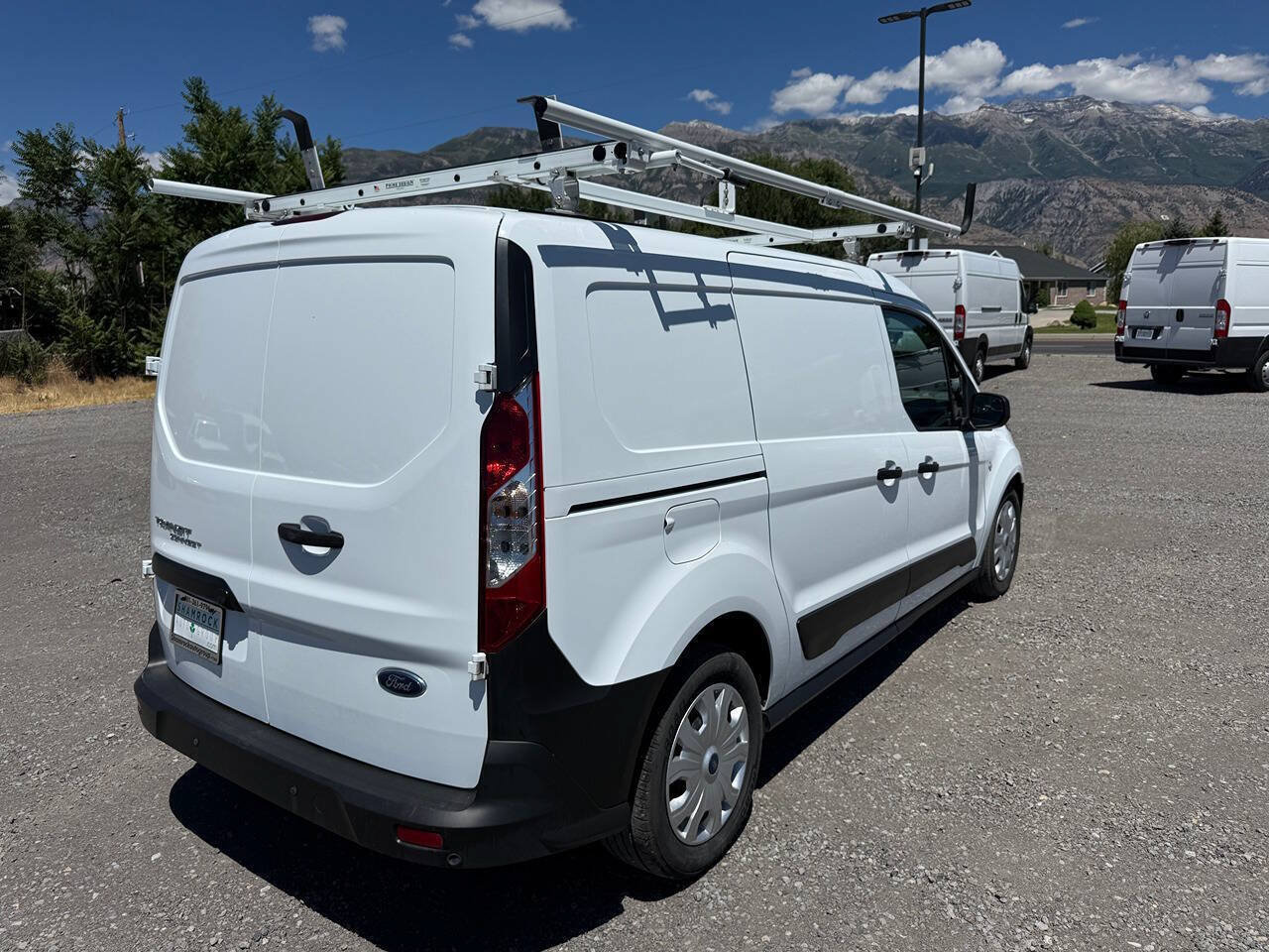 Used 2022 Ford Transit Connect XL FWD image 3