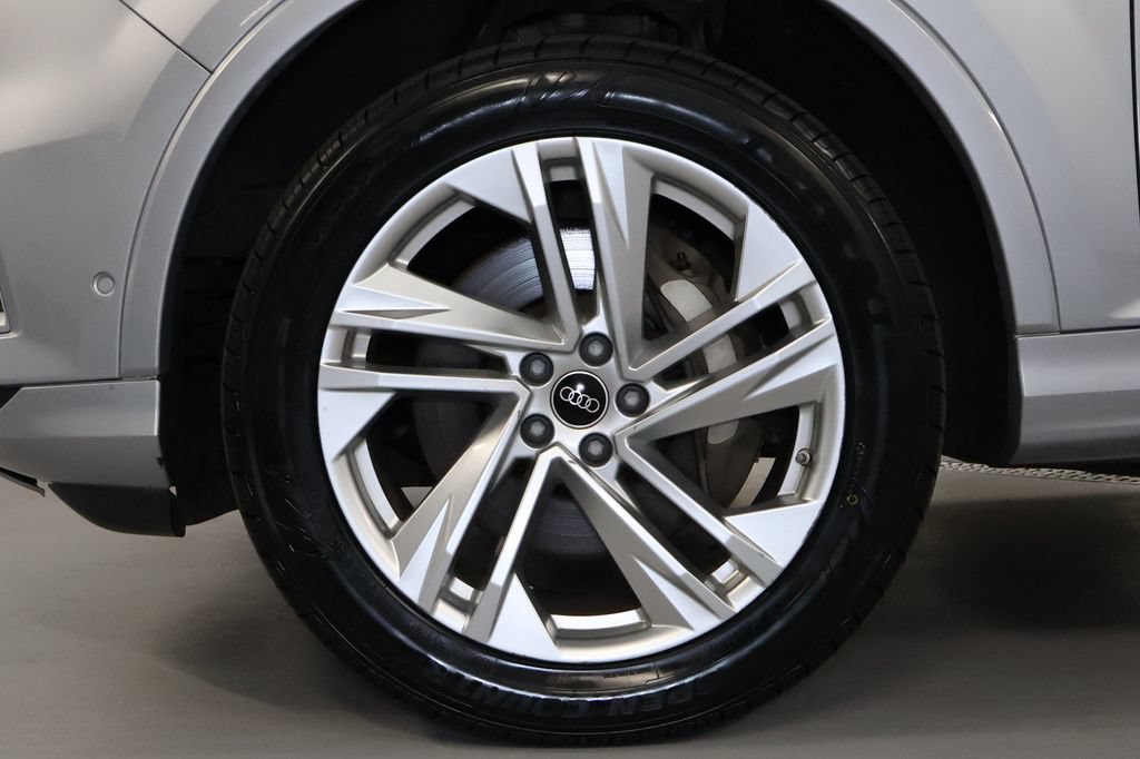 Used 2022 Audi Q7 3.0T Premium Plus w/ Premium Plus Package AWD/4WD image 48