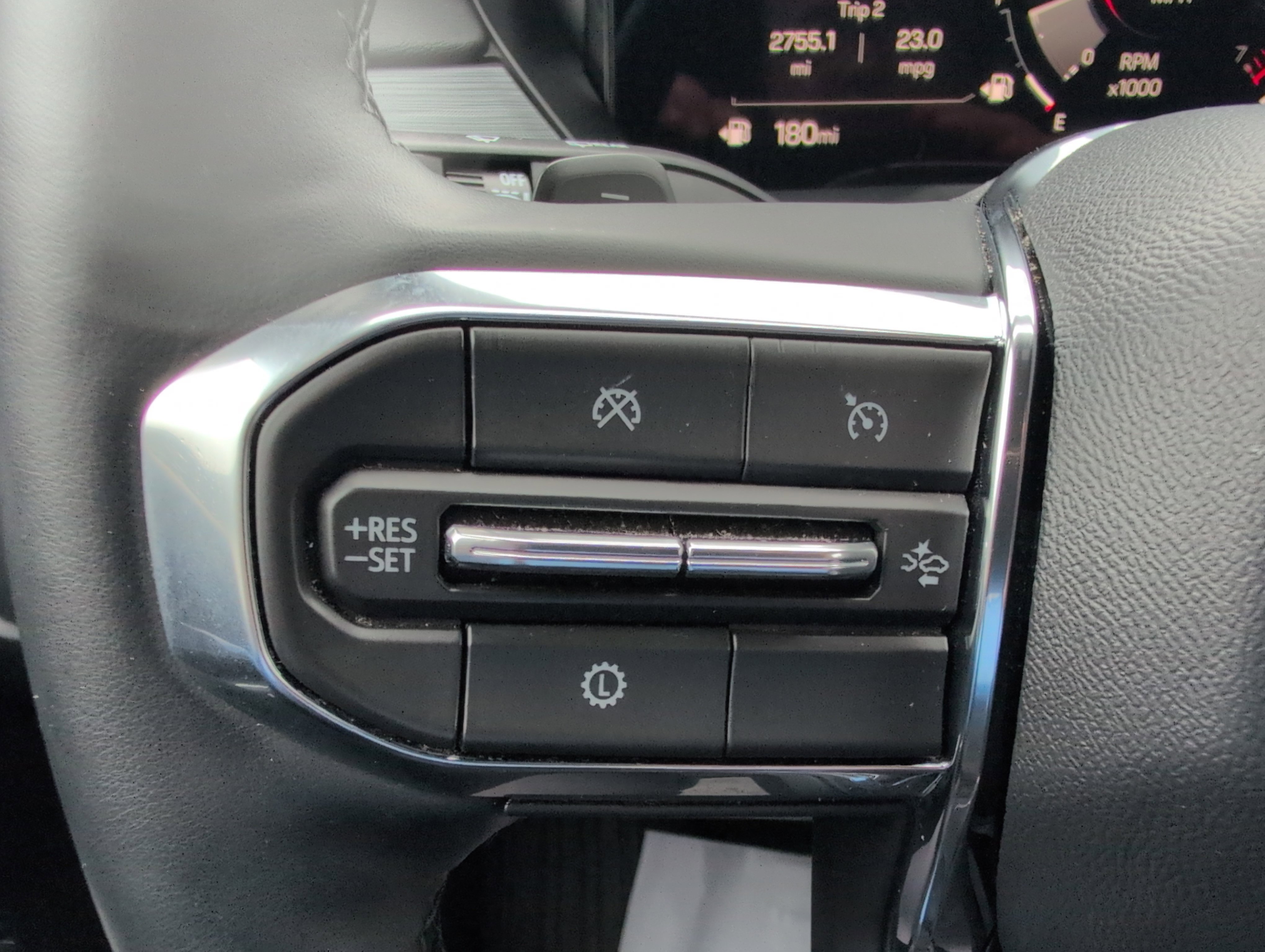 Used 2025 GMC Acadia Elevation image 19