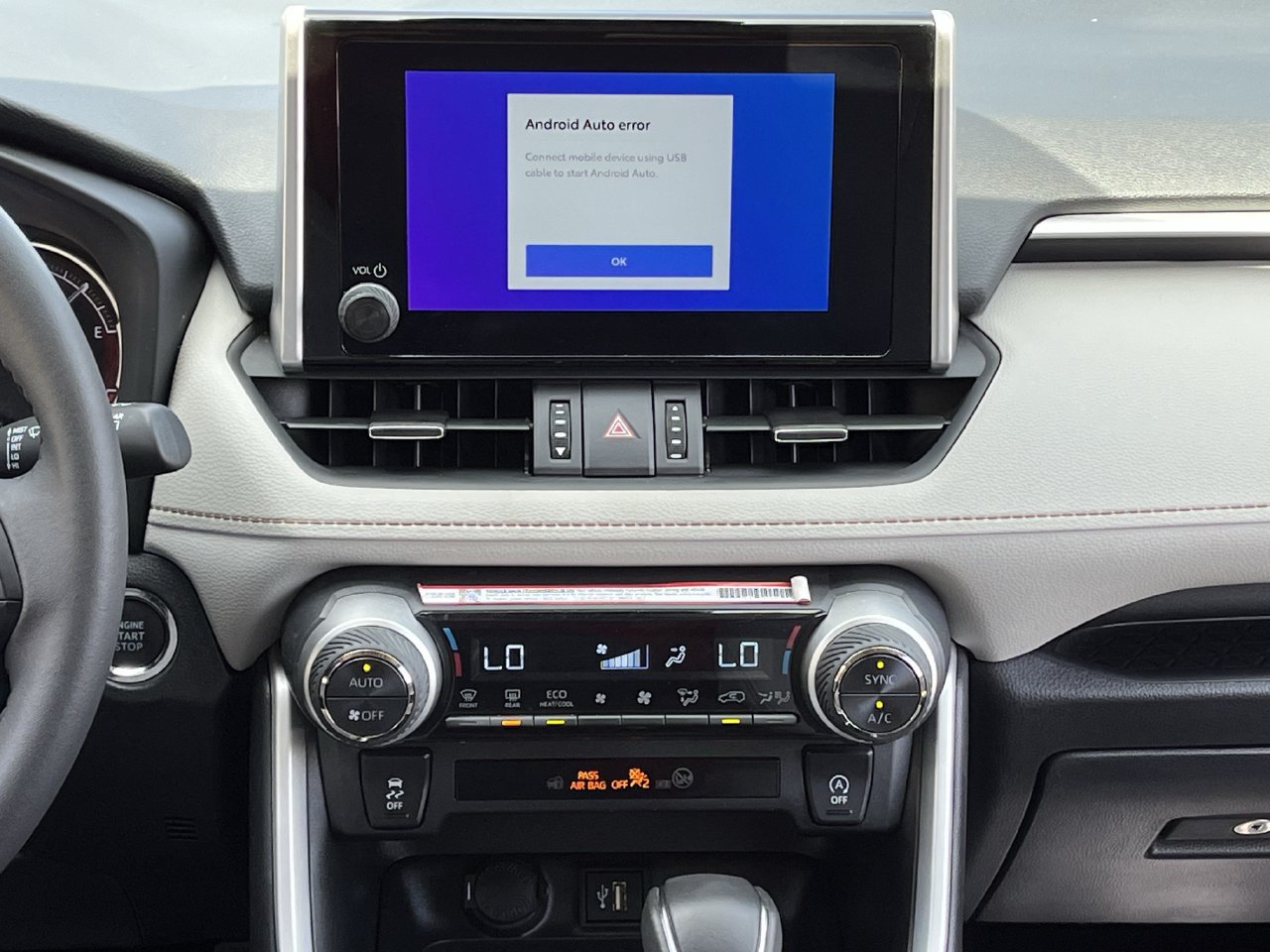Used 2025 Toyota RAV4 XLE Premium FWD image 15