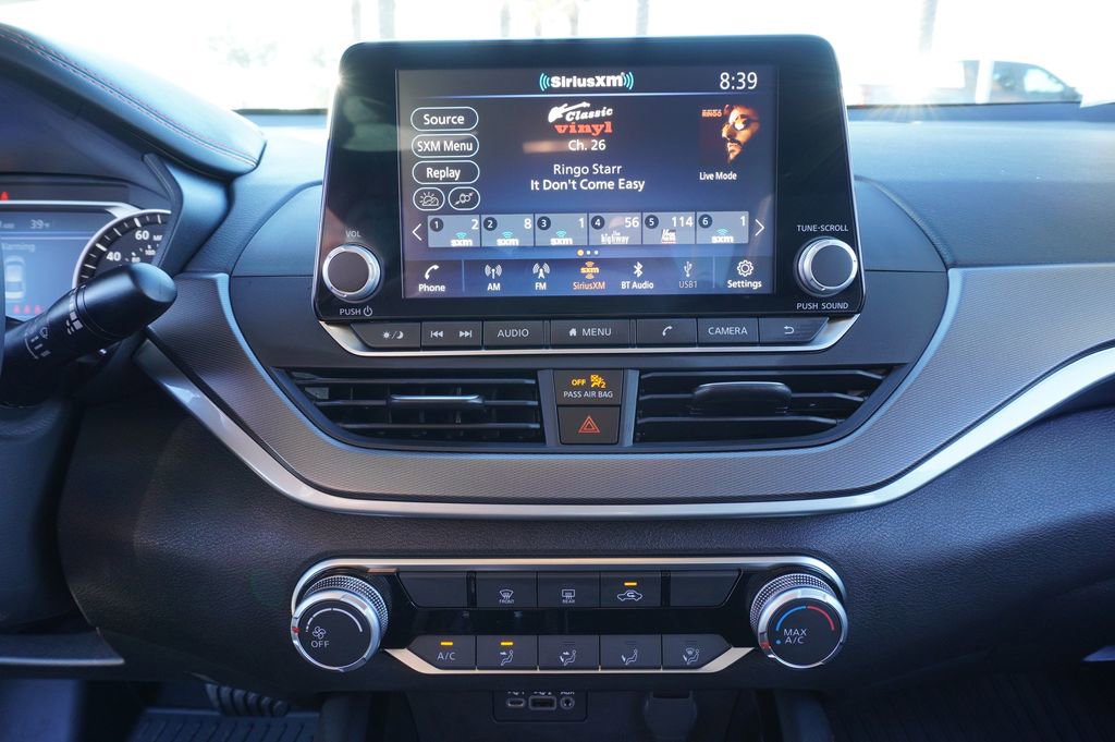 Certified 2025 Nissan Altima 2.5 SR image 19