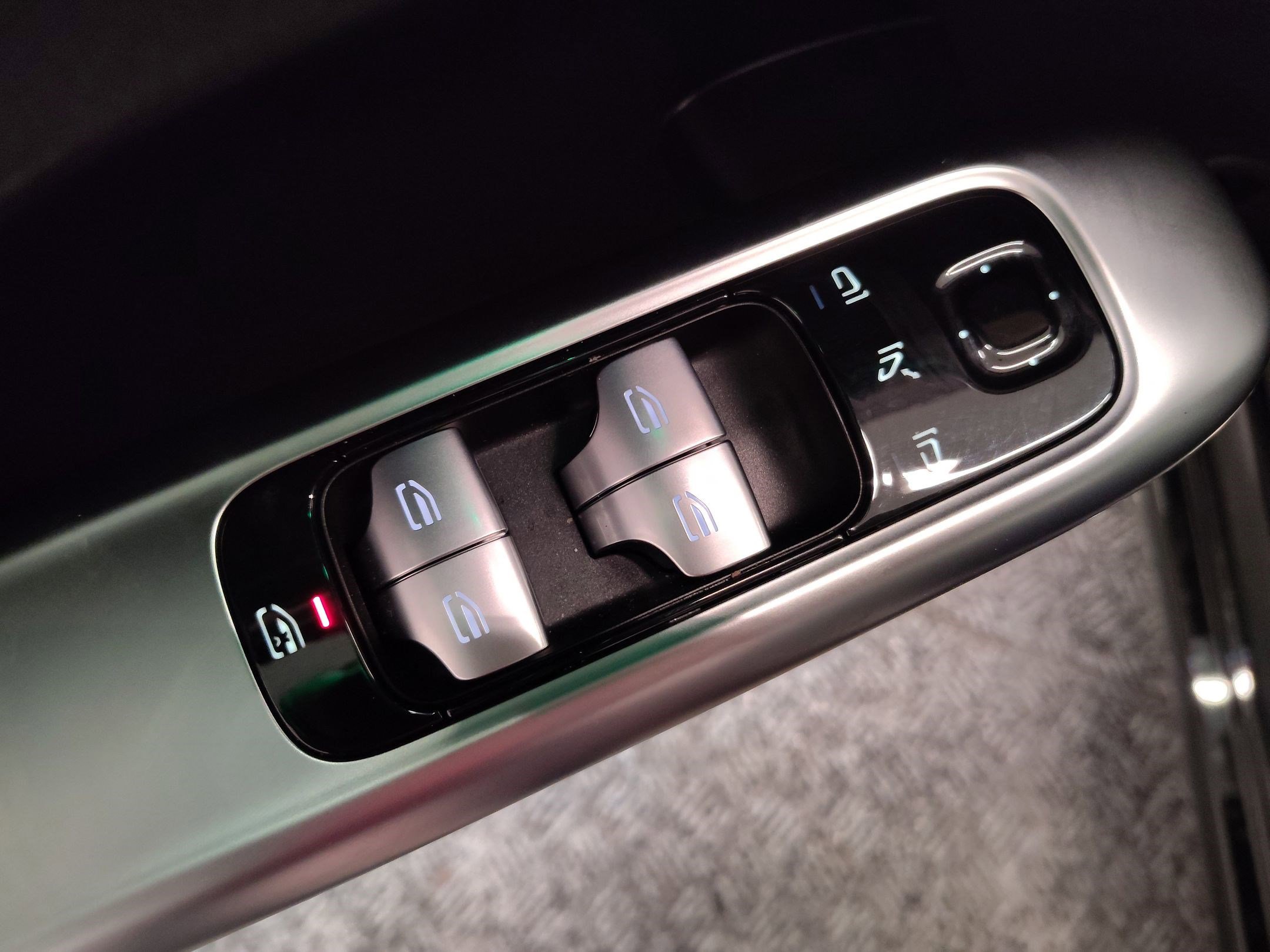 Used 2026 Mercedes-Benz C 300 Sedan image 19