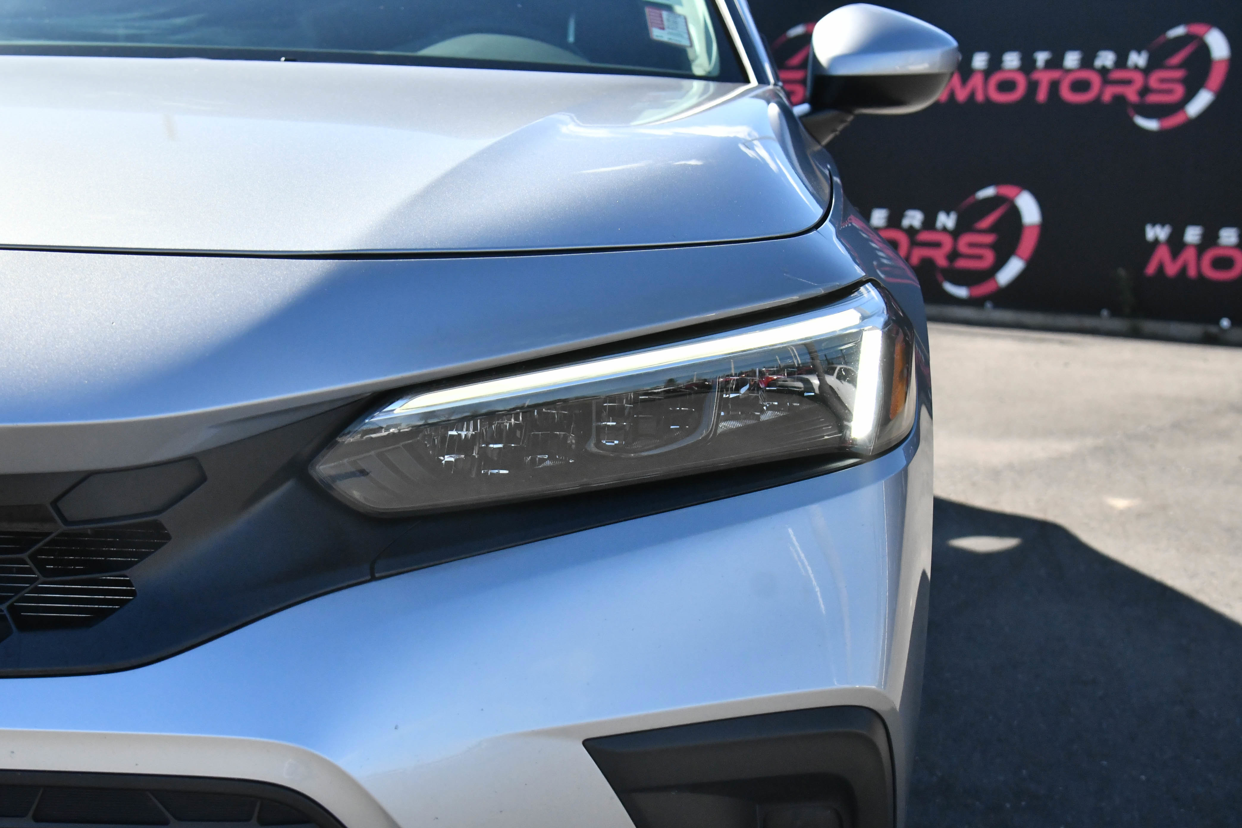 Used 2024 Honda Civic EX-L image 11