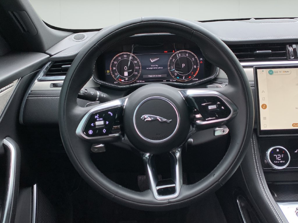 Used 2025 Jaguar F-PACE R-Dynamic S AWD/4WD image 21