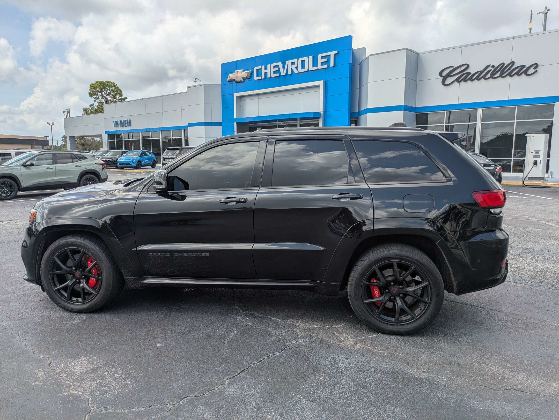 Used 2021 Jeep Grand Cherokee SRT AWD/4WD image 27