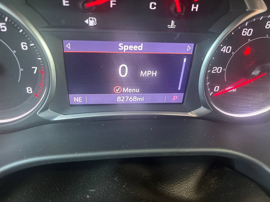Used 2021 GMC Acadia SLE w/ Driver Convenience Package FWD image 22