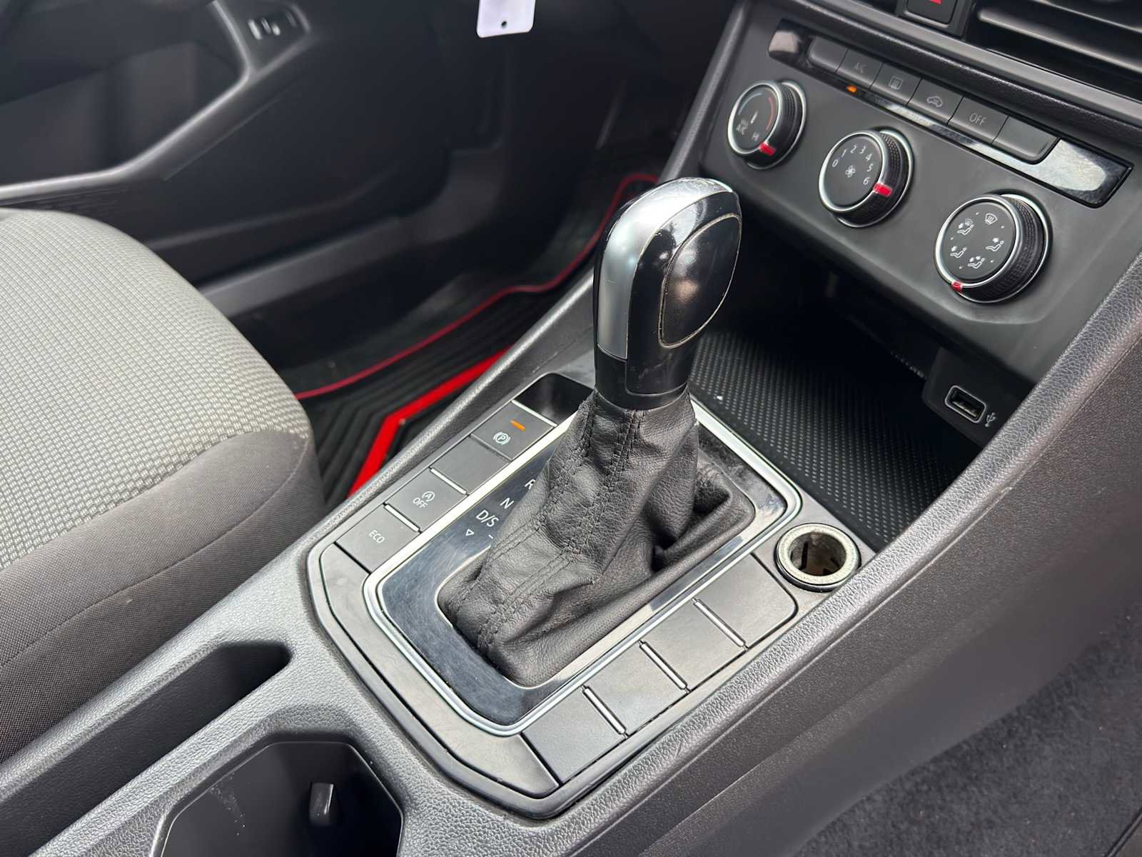 Used 2019 Volkswagen Jetta S w/ Driver Assistance Package FWD image 31