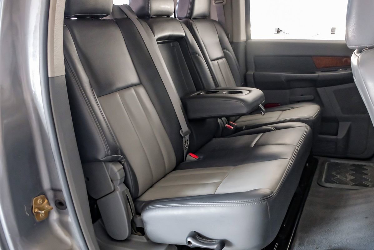 Used 2006 Dodge Ram 2500 Truck SLT image 32