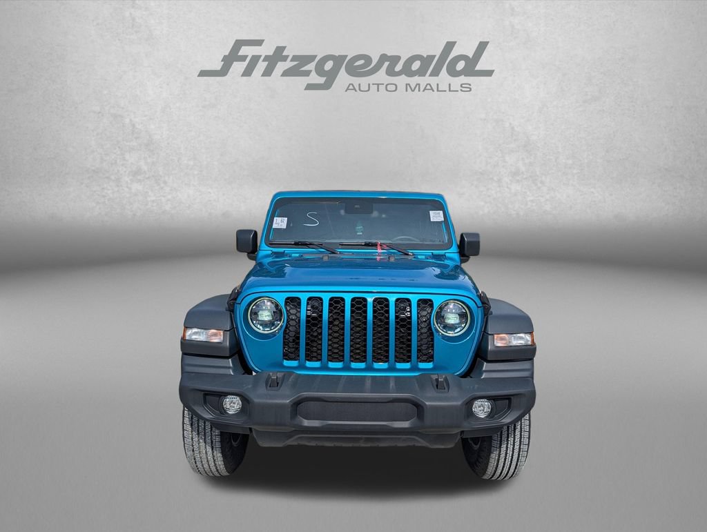 Used 2024 Jeep Wrangler Sport AWD/4WD image 5