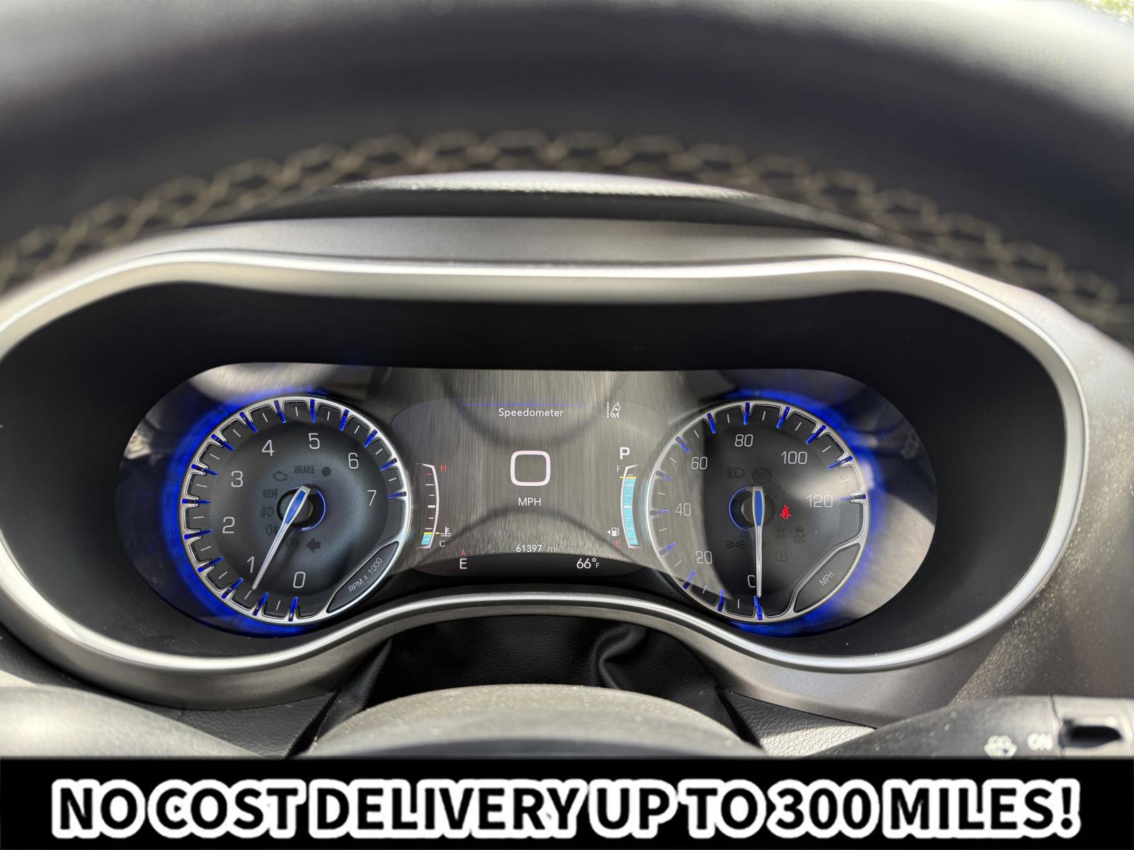 Used 2020 Chrysler Pacifica Touring-L Plus w/ Advanced Safetytec Group FWD image 24
