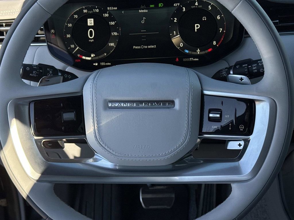 New 2025 Land Rover Range Rover SV image 32