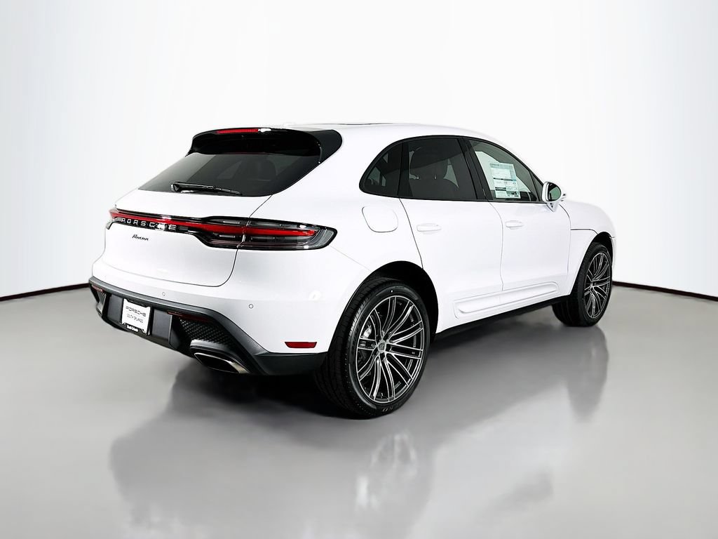 New 2026 Porsche Macan AWD/4WD image 9