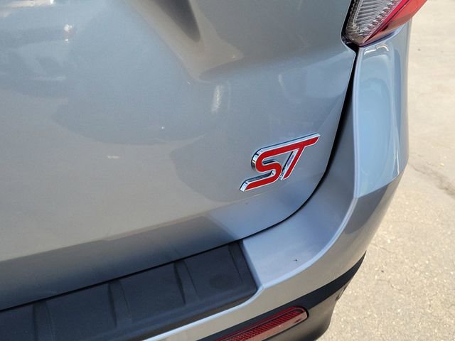 Certified 2024 Ford Explorer ST w/ Equipment Group 401A image 24